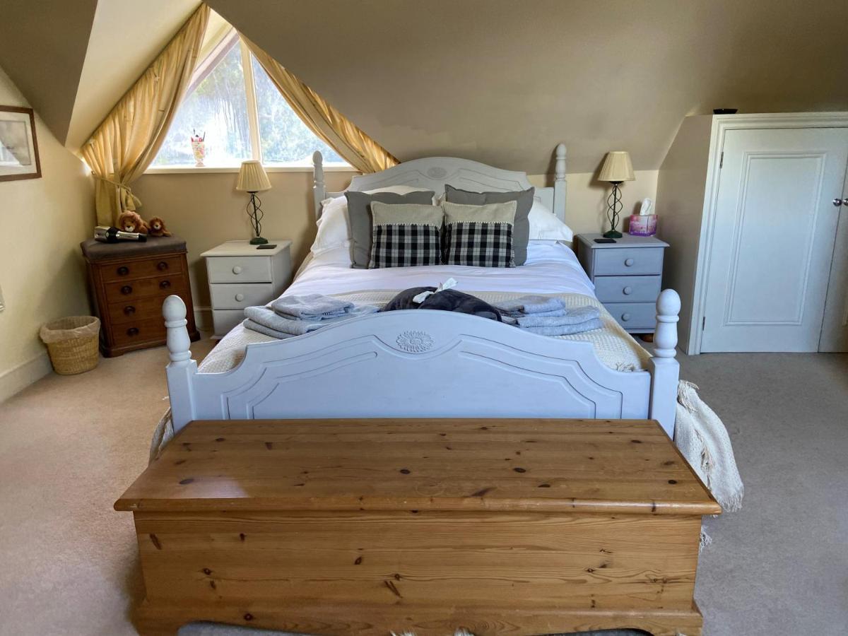 5 Charlton Mill Way B&B Chichester Kültér fotó