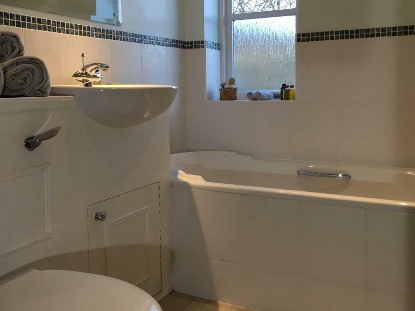 5 Charlton Mill Way B&B Chichester Kültér fotó